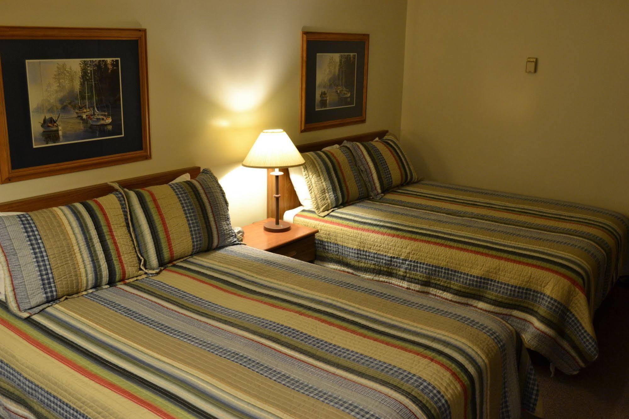 Ranchmen Motel Medicine Hat Exterior photo